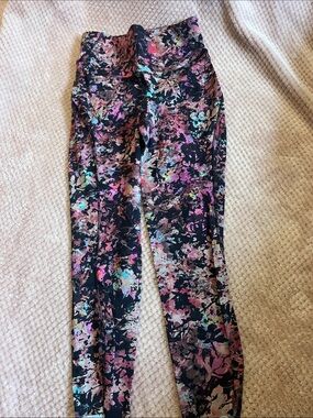 size 6 lululemon leggings